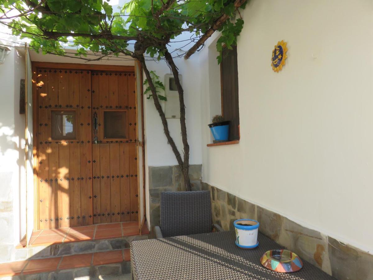Villa Monte Polopos Екстериор снимка